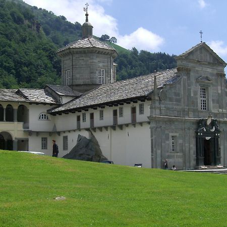 Hostel Santuario Di Oropa Biella Exterior foto