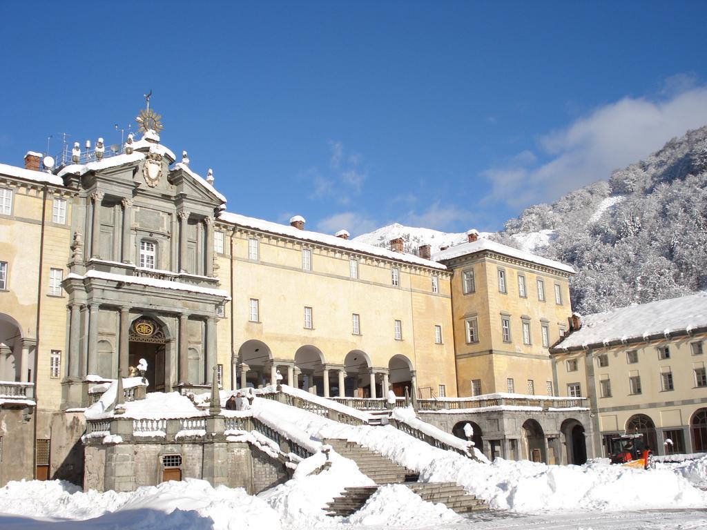 Hostel Santuario Di Oropa Biella Exterior foto